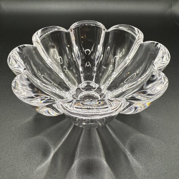 Bayel Crystal Flower Petal Dish - Picture 1 of 8
